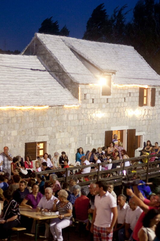 Gastronomska manifestacija Iz solinskog lonca – Što su jeli naši stari?